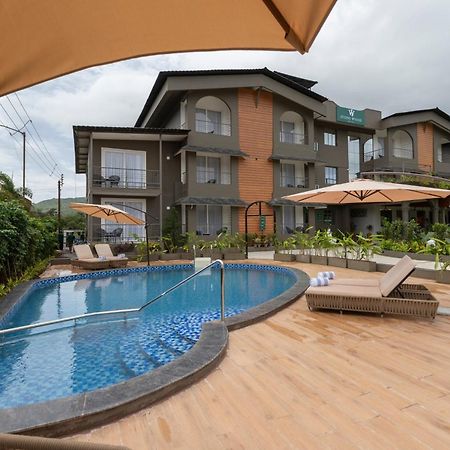 Stone Wood Hotel Amboli Amboli  Kültér fotó