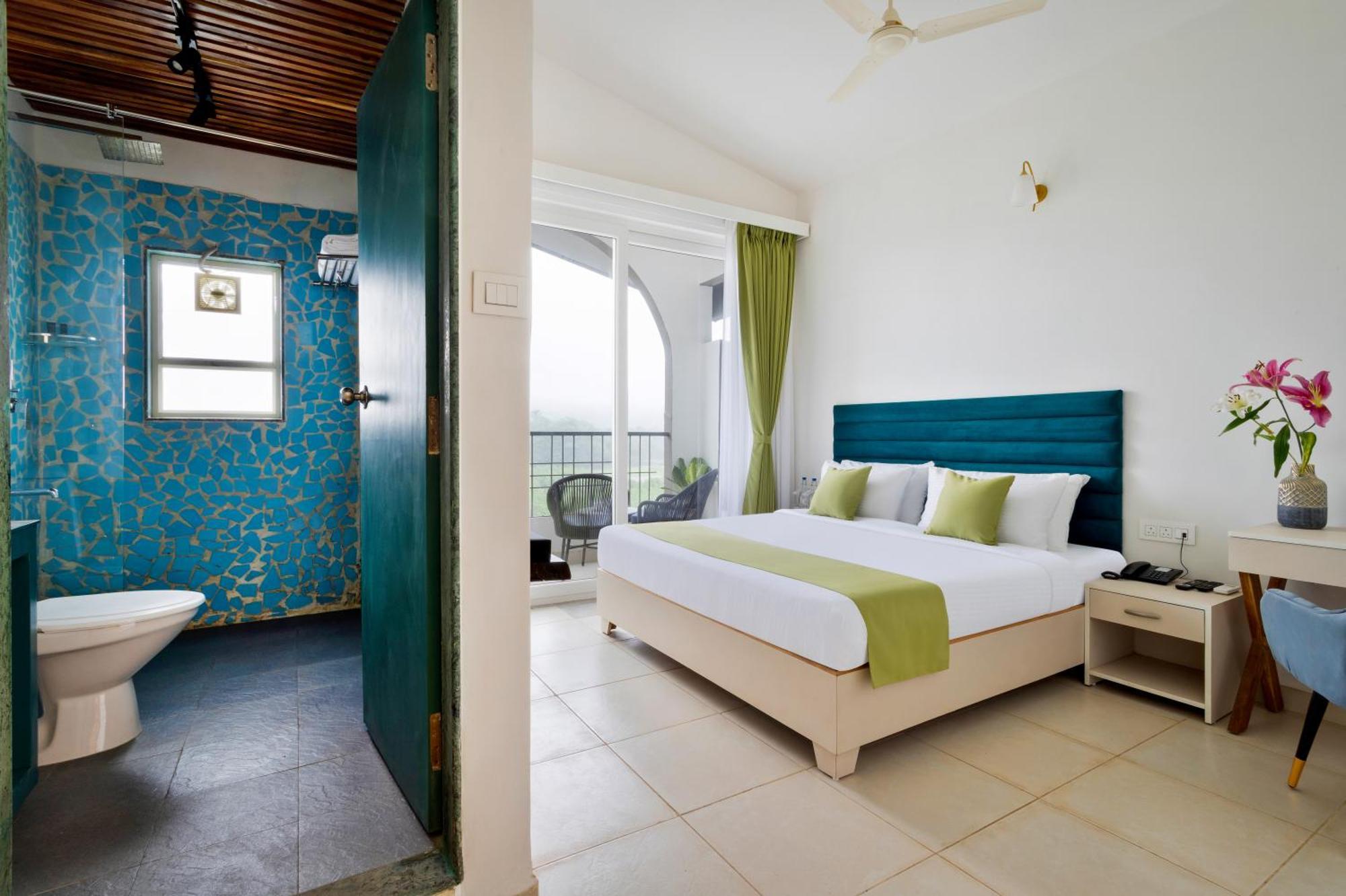 Stone Wood Hotel Amboli Amboli  Kültér fotó